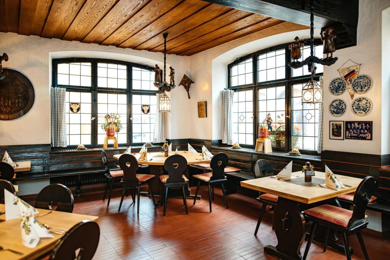 Brauereigasthof-Hotel Roter Ochsen Ellwangen Dış mekan fotoğraf